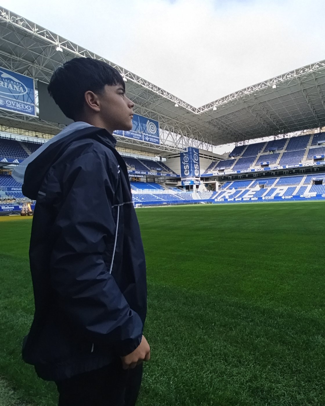 Allan en el Estadio Carlos Tartiere